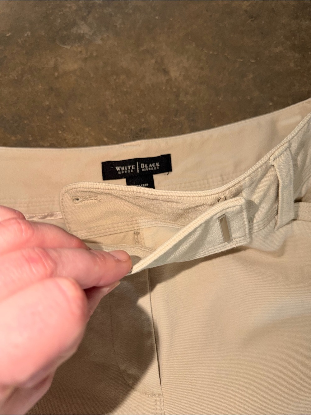 White House Black Market Slim Crop Pants Khaki Stretch Cotton Size 4 - Picture 3 of 11
